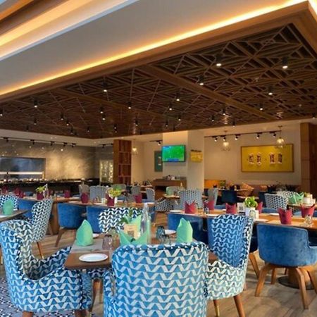 Welcomhotel By Itc Hotels, Ashram Road, Ahmedabad Exterior photo