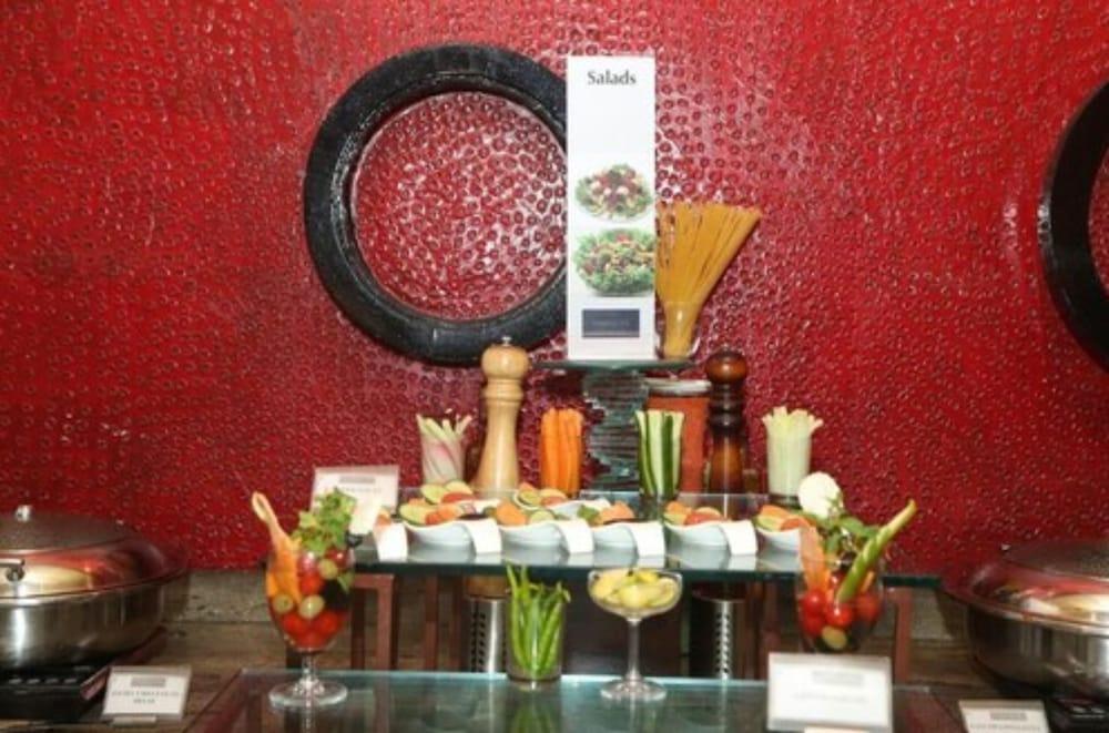 Welcomhotel By Itc Hotels, Ashram Road, Ahmedabad Exterior photo