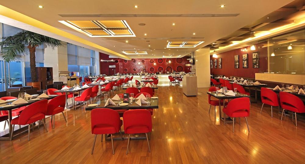 Welcomhotel By Itc Hotels, Ashram Road, Ahmedabad Exterior photo